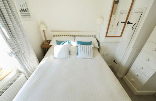 Charm Cottage - Photo 12