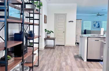 Newly built home Spacious & Comfortable 4BR 2BA - Photo 15