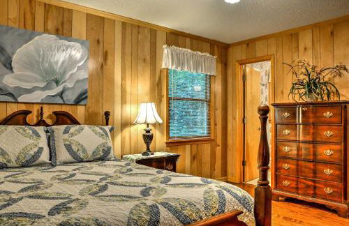 Secluded Lavinder Laurel Leaf Cottage Near Creek - Foto 1