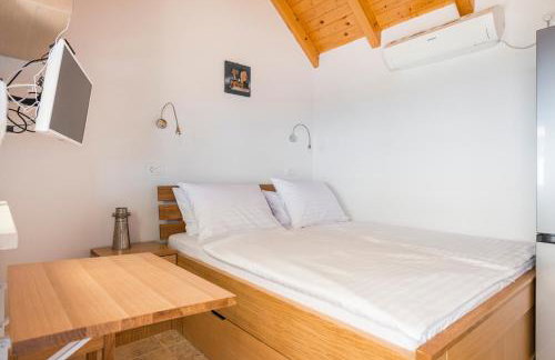 House with a swimming pool - Olive Grove Sumartin - Foto 7