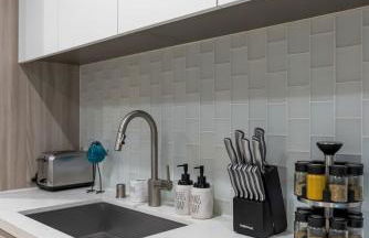 Pearl Coast - Modern 2BR with Rooftop Pool & Views - Foto 21