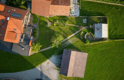 Best Butler: Studio Apartment *Balkon*Küche*Parken - Foto 12