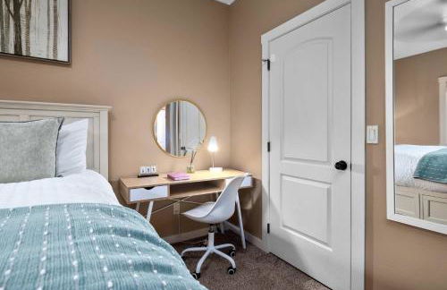 Eagles Nest - Hot Tub & Lake Views - Foto 17