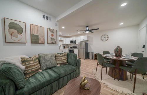 Cozy DT DFW Free Parking Pool Medical Dist - Foto 9