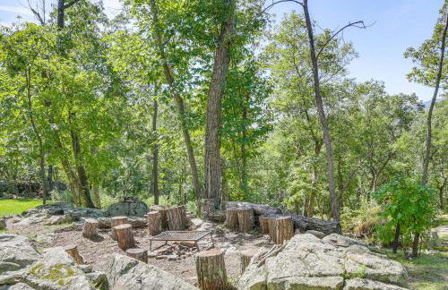 The Glabin Garrison Gem with Hot Tub and Fire Pit - Foto 30