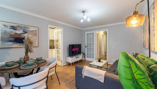 2BR - Balcony & Parking near Canary Wharf Sleeps 6 - Foto 5