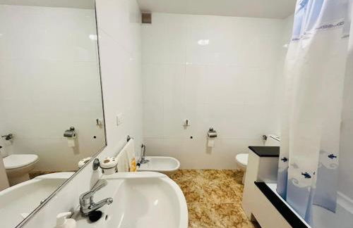 Apartamentos Ría do Barqueiro - Gran apartamento completo con terraza en O Barqueiro - Foto 7