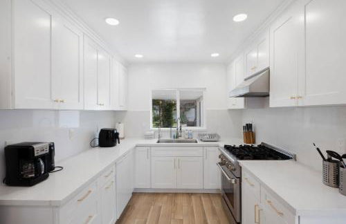 The Luxe Escape | Near LAX & West LA Hotspots - Foto 10