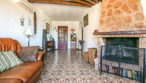 Awesome Home In Oliva With Private Swimming Pool, Can Be Inside Or Outside - Photo 4