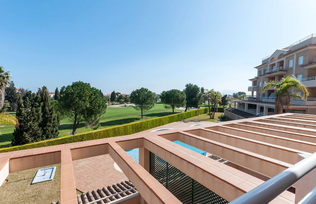 Camelot in Oliva With 1 Bedrooms and 1 Bathrooms - Foto 2