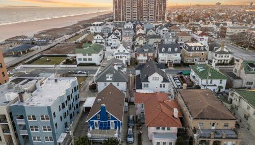 Escape to Raleigh Ave 3 Steps from the Beach - Foto 2