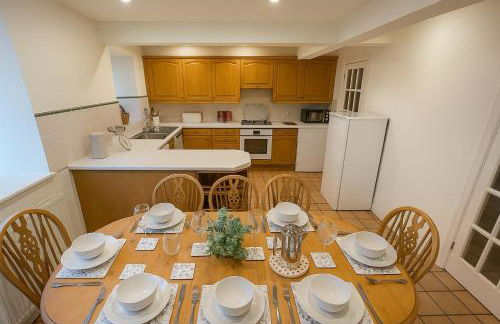 Oak Cottage cosy 5 bed sleeps 8 - dogs welcome - Foto 3