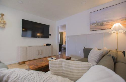 Bohemian ChiC SpaCation-Private HotTub-Close to Downtown-No Pet Fee! - Foto 27