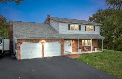 Family Escape with Yard, Fire Pit and EV Charger - Foto 50