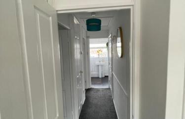 Large Stylish 2 Bedroom Apartment Stevenage Sleep 6 - Foto 22