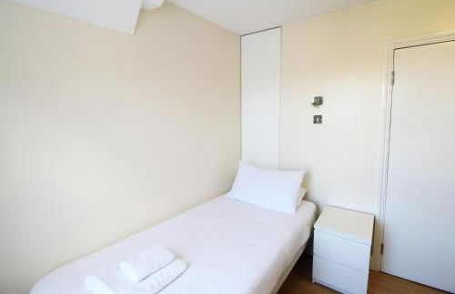 Flexistay Aparthotel Tooting - Photo 16