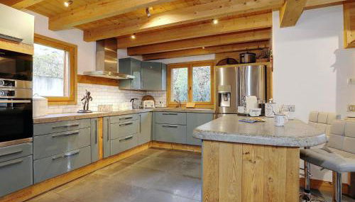 Chalet familial à Bozel, 4 chambres, parking, proche Courchevel et Pralognan - FR-1-575-234 - Foto 2