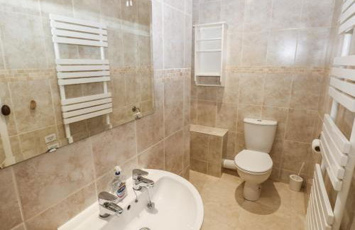 Wood Cottage - Photo 21