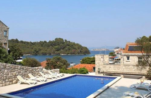 Family-friendly apartments with swimming pool Pomena, Mljet - 22317 - Photo 10