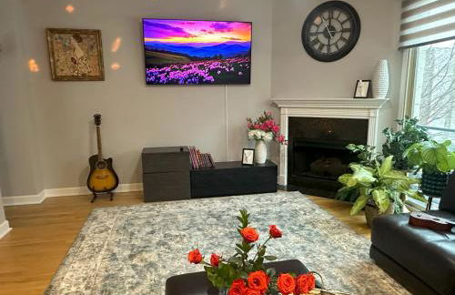 Art Downtown Fulton Market Entire 3 bedroom Home Sleep10 Private Garage Roof EV Tesla - Foto 24