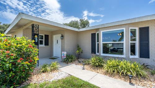 Sunny Cottage with lanai and garage, only 4 miles from Siesta Key - Foto 4