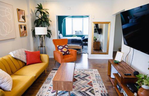 Rainforest Retreat 20m to NYC Parking Sleeps 25 - Foto 50