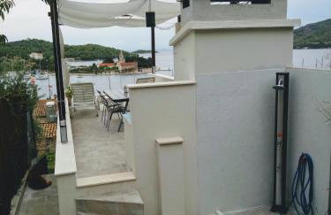 Casa Poquita Vis (Vis town center, seaview terrace) - Photo 5