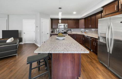 Comfortable 2BR Condo near City Center - Foto 7