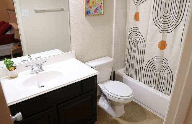 Homify360 5BR Home With Game Room Media Room - Foto 22