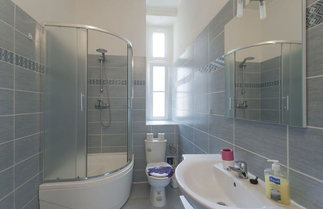 Downtown Apartments Prague - Photo 70