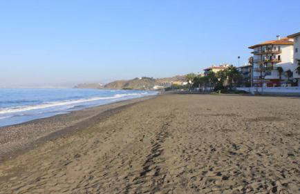 Bonito apartamento en Torrox costa con piscina - Foto 9