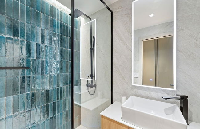 Allure 403 3 Bedroom Apts - Photo 8