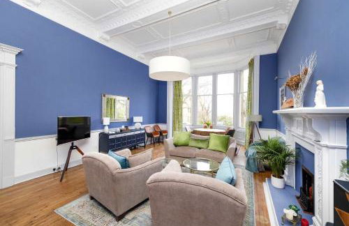 JOIVY Spacious 2-Bedroom Ground Floor Flat - Foto 4