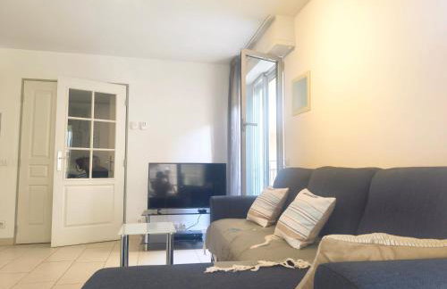 Quiet Appartment AC 400m Palais & 100m Beach - Foto 23