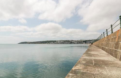 Pandora Cottage Charming Seaside Escape, Newlyn, Sleeps 4 - Photo 24