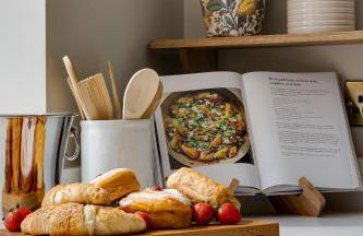 *NEW* Little Pyecroft House, Chester - Photo 26