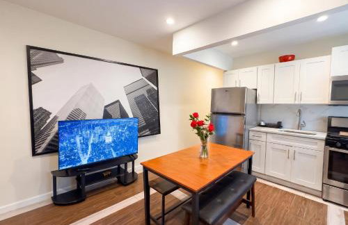 Next to Manhattan 2 Bedrooms Apartment - Subway 20 steps, Manhattan 1 Stop - Foto 56