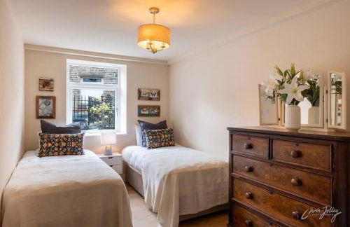 Cosy Cottage in Heart of Glossop - Foto 3