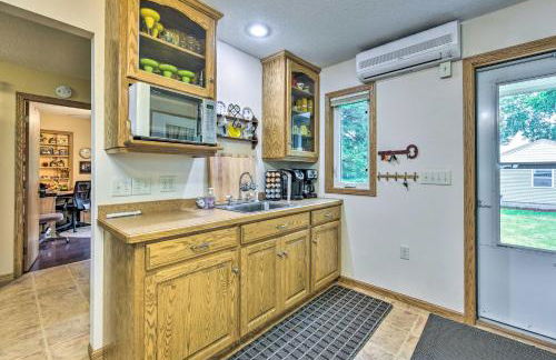 Lakefront Spicer Cabin with Dock and 2 Kayaks! - Foto 12