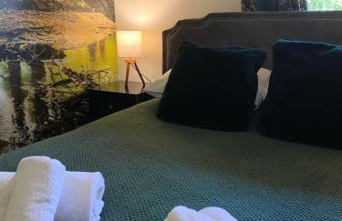 Hunters Hideaway Lodge - Private Hot Tub - Infrared Sauna - Dog Friendly - Foto 25