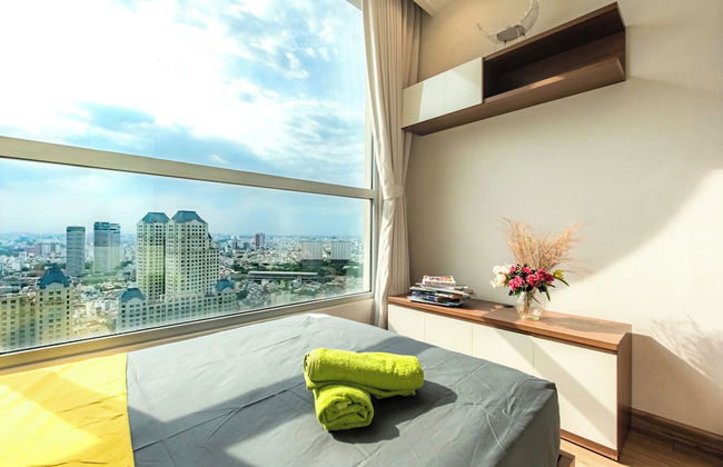 Cozy- Vinhomes Central Park Apartments - Photo 15