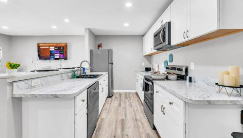Modern 2BD 2BA Flat Gym and Pool Heart of Downtown - Foto 2