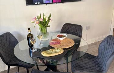 Apartment 1 The Baileys Cwm 2 Bedroom Sleeps 4 - Foto 1