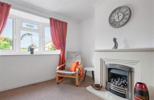 Awesome Games Room House! East Midlands Airport, Donington Park, with FREE parking - Foto 15