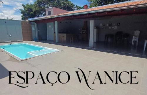 Espaço Wanice - Casa Completa e Área de Lazer - Foto 2