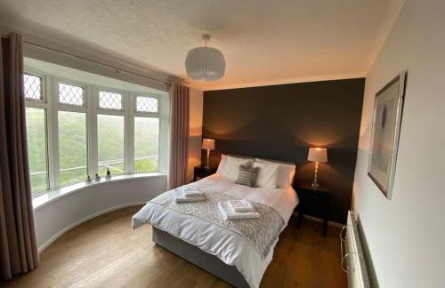 The Crest Hillside Retreat With Hot Tub - Foto 20