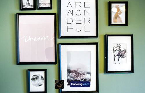 Cosy 4-Bed House l Garden l Free Parking l WiFi l Specious l Hosted by The Cosy Corner Nationwide - Foto 23