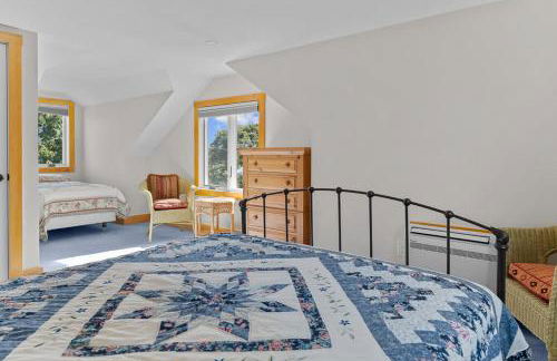 Lookout Point - 3 BDR Home Steps from Beach - Foto 46