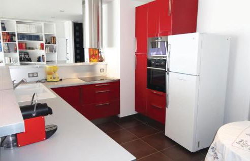 2 Bedroom Awesome Apartment In Sauvian - Foto 4