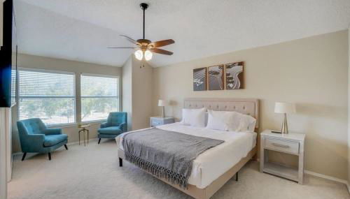 Melody Home near Grapevine DFW Airport w backyard - Foto 5